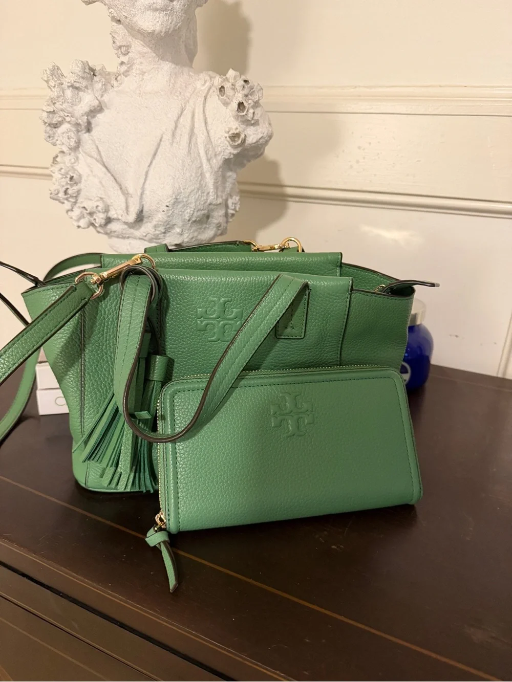 Tory Burch Green Leather Shoulder Tote with Zip Wallet - Picture 1 of 4